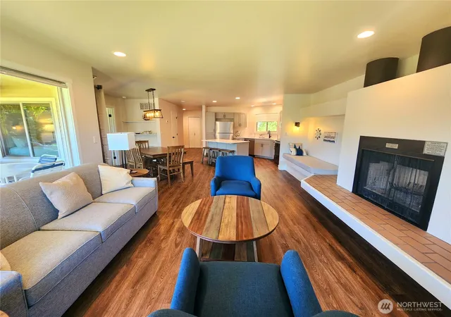 Photo 3 of House for sale at 1 Lodge 616 C, Manson, WA 98816 | MLS# NWM2470496 | Listing updated on 2026-09-17