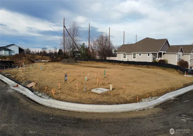 Photo 2 of Land for sale at 1110 Fortune Dr, Walla Walla, WA 99362 | MLS# NWM2470514 | Listing updated on 2026-09-17