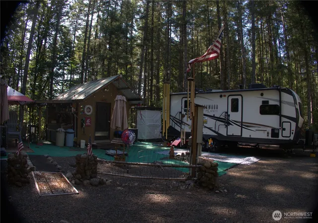 Land for sale at 321 N Lakeview Dr, Hoodsport, WA 98548 | MLS# NWM2470829