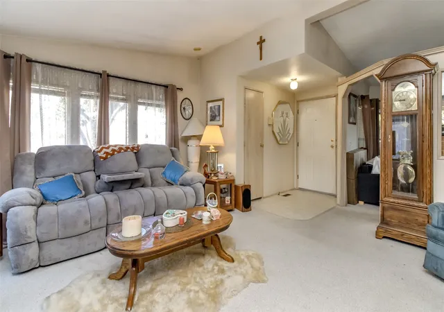 Photo 4 of Manufactured home for sale at 2611 S 288th Street #74, Federal Way, WA 98003 | MLS# NWM2471138 | Listing updated on 2026-09-17