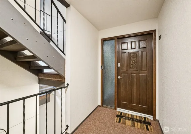 Photo 2 of Contingent at 17918 23rd Lane Ne #F201, Shoreline, WA 98155 | MLS# NWM2471144 | Listing updated on 2026-09-17