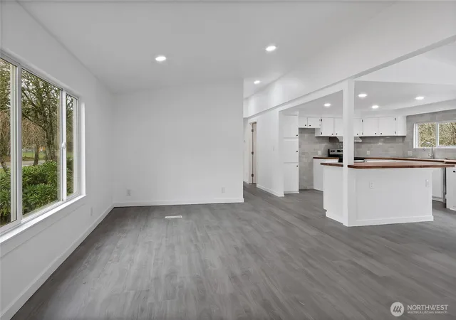 Photo 3 of Manufactured home for sale at 3722 Delphi Rd SW, Olympia, WA 98512 | MLS# NWM2471192 | Listing updated on 2026-09-17
