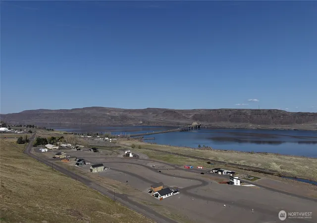 Photo 3 of Land for sale at 531 Bridgeview Dr, Vantage, WA 98950 | MLS# NWM2471388 | Listing updated on 2026-09-17