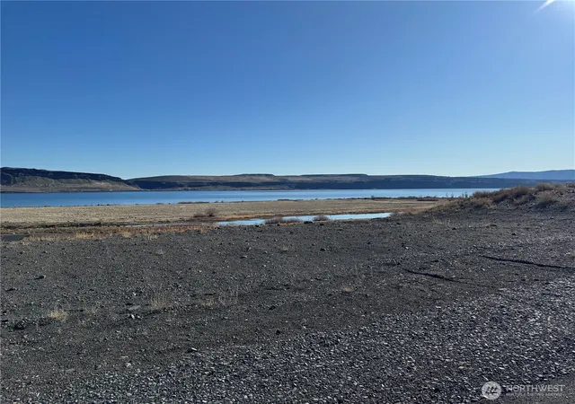 Photo 3 of Land for sale at 531 Bridgeview Dr, Vantage, WA 98950 | MLS# NWM2471388 | Listing updated on 2026-09-17