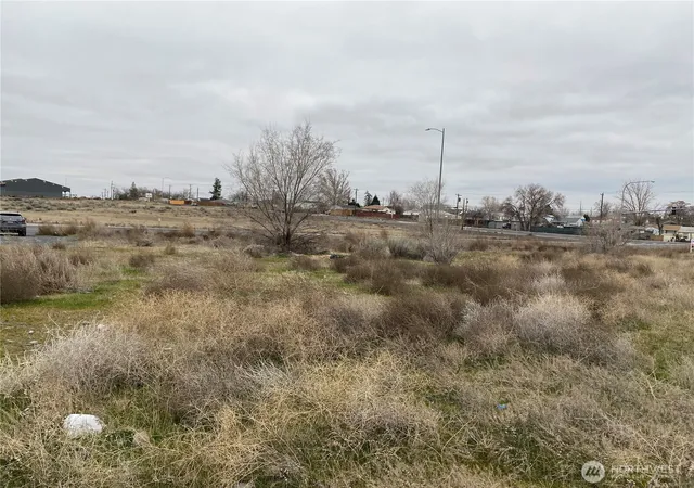 Photo 3 of Land for sale at 74 N X Central Dr, Moses Lake, WA 98837 | MLS# NWM2471450 | Listing updated on 2026-09-17