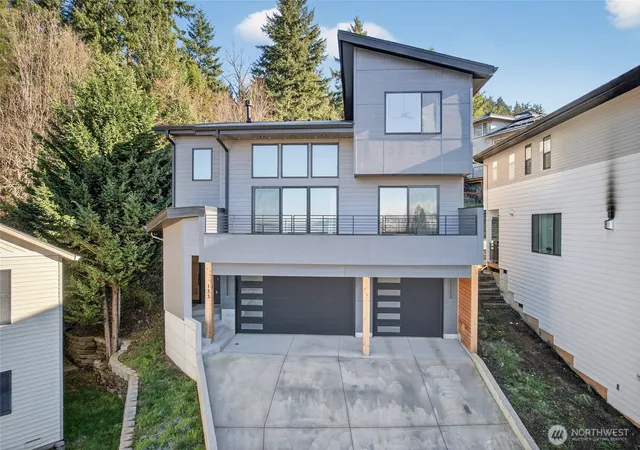 Photo 1 of Single family home for sale at 133 Cedar Fls Dr, Kelso, WA 98626 | MLS# NWM2471541 | Listing updated on 2026-09-29