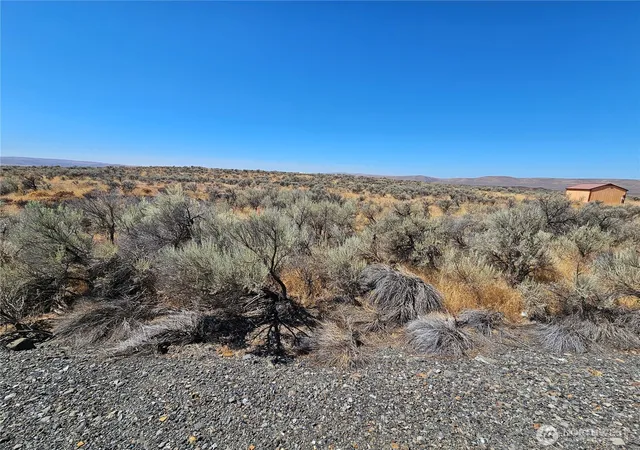 Photo 3 of Land for sale at 1 W Coyote Trl, Ephrata, WA 98823 | MLS# NWM2471718 | Listing updated on 2026-09-18