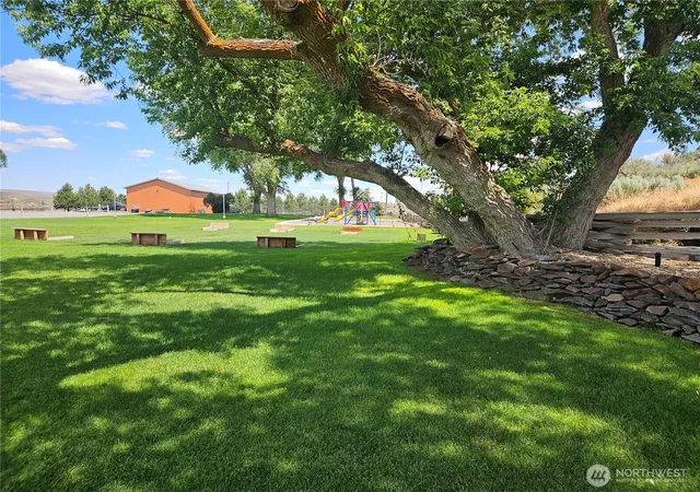Photo 4 of Land for sale at 1 W Coyote Trl, Ephrata, WA 98823 | MLS# NWM2471718 | Listing updated on 2026-09-18