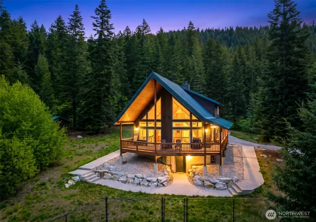 Photo 1 of Single family home for sale at 175 Deep Powder Ln, Leavenworth, WA 98826 | MLS# NWM2472002 | Listing updated on 2026-09-17