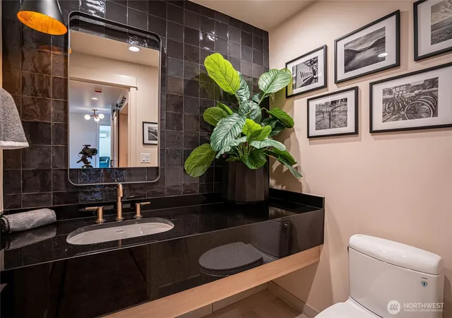 Photo 4 of Condo for sale at 1 Yacinde Ct #C1, Manson, WA 98831 | MLS# NWM2472034 | Listing updated on 2026-09-17