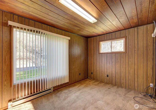 Photo 4 of Single family home for sale at 100 Inglewood Dr, Longview, WA 98632 | MLS# NWM2472215 | Listing updated on 2026-09-30