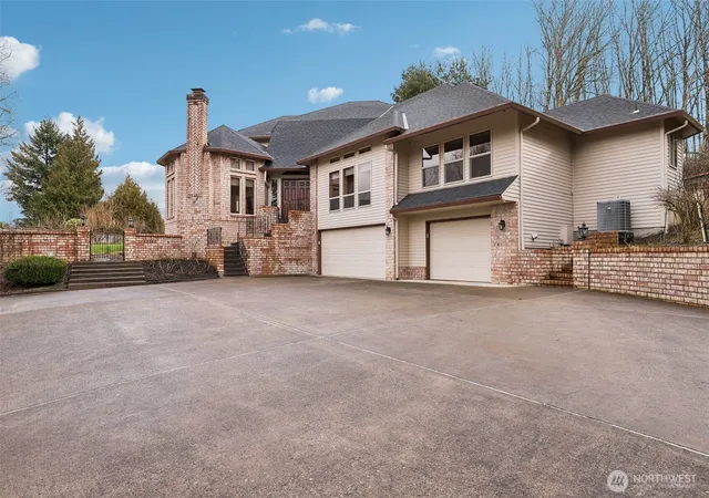 Photo 3 of Single family home for sale at 32303 Nw 18th Avenue, Ridgefield, WA 98642 | MLS# NWM2472338 | Listing updated on 2026-09-22