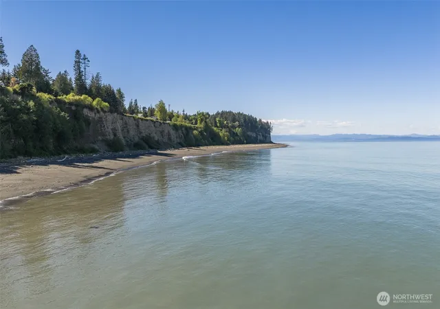 Photo 4 of Sale Pending at 9999 N Breakerpoint Pl, Port Angeles, WA 98363 | MLS# NWM2472350 | Listing updated on 2026-09-23