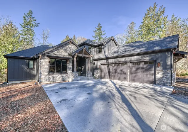 Photo 3 of Single family home for sale at 2937 131st Street Nw, Gig Harbor, WA 98332 | MLS# NWM2472382 | Listing updated on 2026-09-17