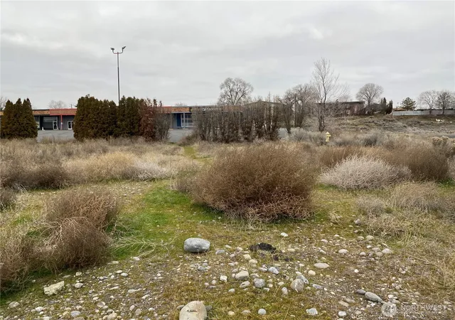Photo 1 of Land for sale at 0 N 75x Central Dr, Moses Lake, WA 98837 | MLS# NWM2472413 | Listing updated on 2026-09-17