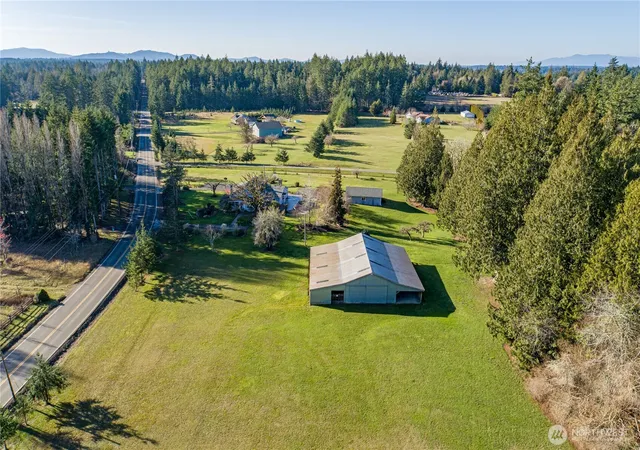Photo 2 of Contingent at 5981 Se Arcadia Rd, Shelton, WA 98584 | MLS# NWM2472524 | Listing updated on 2026-09-17