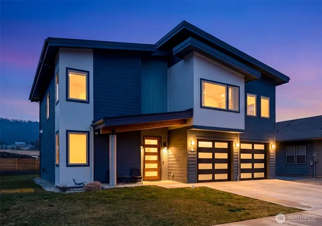 Photo 1 of Single family home for sale at 336 Pinegrass, Leavenworth, WA 98826 | MLS# NWM2472585 | Listing updated on 2026-09-17