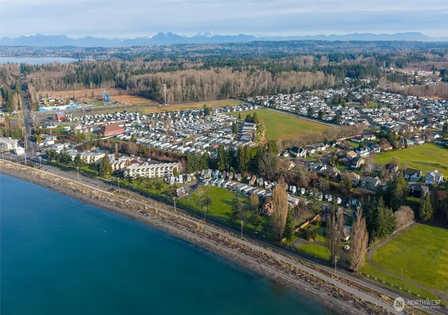 Photo 4 of Manufactured home for sale at 7954 Birch Bay Dr #24, Blaine, WA 98230 | MLS# NWM2472595 | Listing updated on 2026-09-17