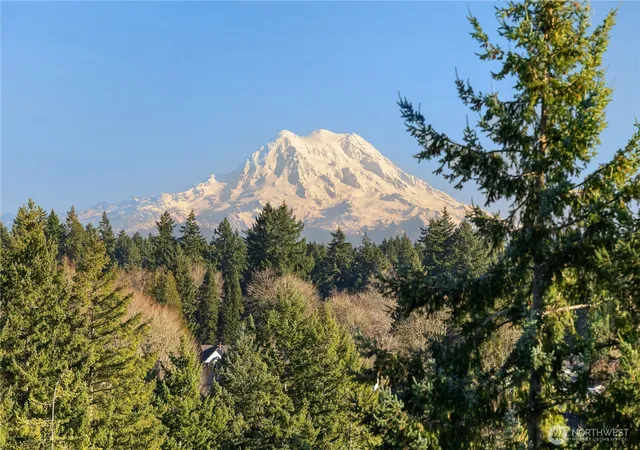 Photo 3 of Condo for sale at 1910 Evergreen Park Dr SW #903, Olympia, WA 98502 | MLS# NWM2472771 | Listing updated on 2026-09-17