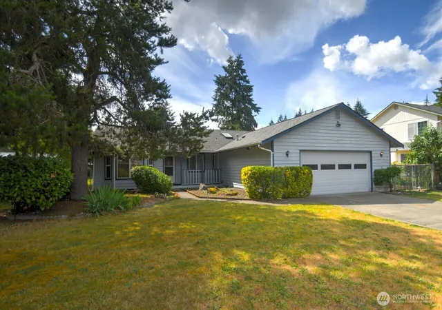 Photo 1 of Single family home for sale at 427 Sawmill Ct Se, Olympia, WA 98513 | MLS# NWM2472802 | Listing updated on 2026-09-17