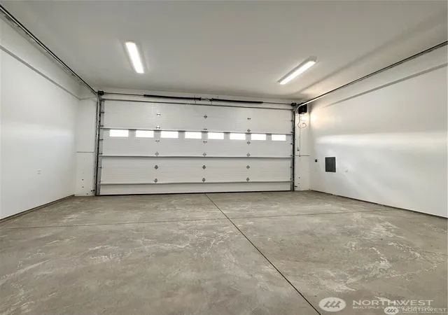 Photo 3 of Condo for sale at 9842 W9 Rd NW #A-4, Quincy, WA 98848 | MLS# NWM2473179 | Listing updated on 2026-09-17