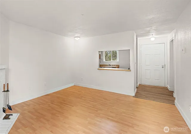 Photo 4 of Condo for sale at 3322 I St #F202, Auburn, WA 98002 | MLS# NWM2473272 | Listing updated on 2026-09-21