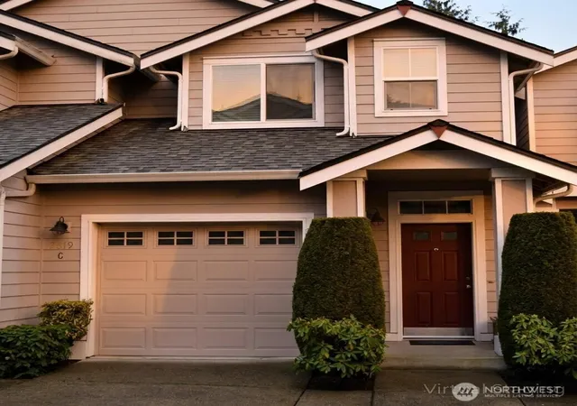 Photo 2 of Contingent at 2619 143rd Street Sw #C, Lynnwood, WA 98087 | MLS# NWM2474583 | Listing updated on 2026-09-17
