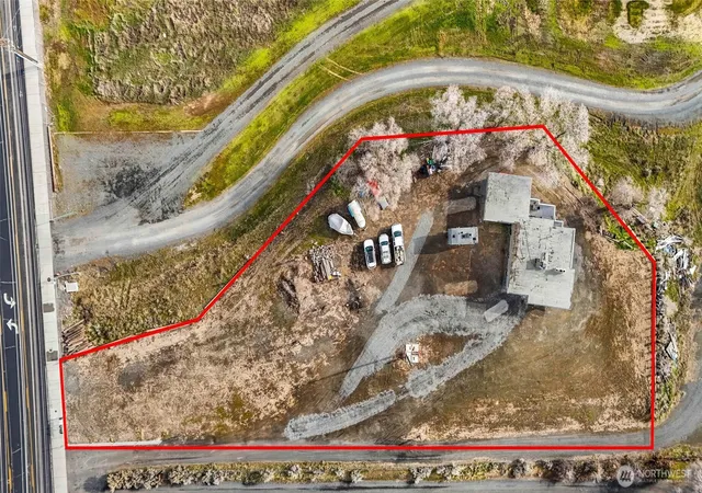 Photo 1 of Single family home for sale at 8061 Ne Valley Rd, Moses Lake, WA 98837 | MLS# NWM2474643 | Listing updated on 2026-09-17