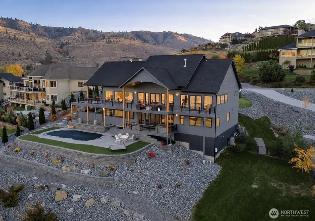Photo 3 of Single family home for sale at 149 Clos Chevalle Rd, Chelan, WA 98816 | MLS# NWM2474724 | Listing updated on 2026-09-18