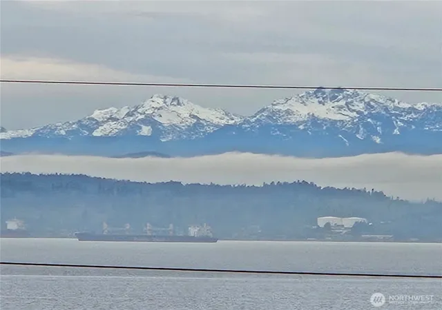 Photo 2 of Land for sale at 52 Sw Xx Canada Dr, Seattle, WA 98136 | MLS# NWM2474736 | Listing updated on 2026-09-17