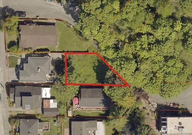 Photo 3 of Land for sale at 52 SW Xx Canada Dr, Seattle, WA 98136 | MLS# NWM2474736 | Listing updated on 2026-09-17