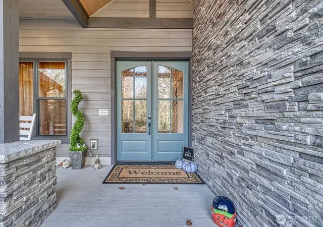 Photo 3 of Single family home for sale at 2820 131st Street NW, Gig Harbor, WA 98332 | MLS# NWM2474836 | Listing updated on 2026-09-17