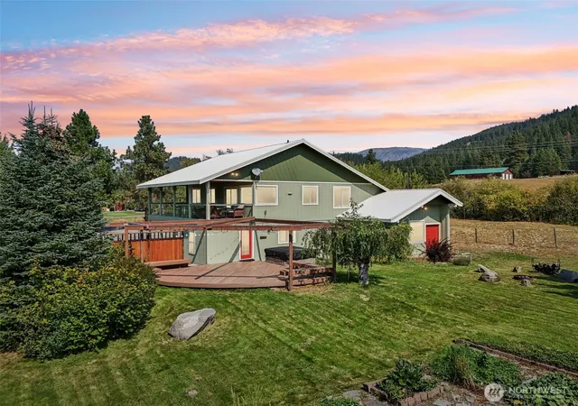 Photo 2 of Single family home for sale at 18527 Hazel St, Leavenworth, WA 98826 | MLS# NWM2474839 | Listing updated on 2026-09-28
