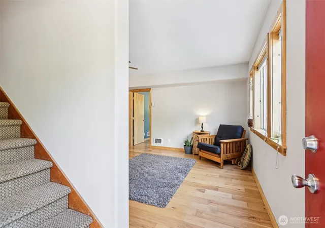 Photo 3 of Single family home for sale at 18527 Hazel St, Leavenworth, WA 98826 | MLS# NWM2474839 | Listing updated on 2026-09-28