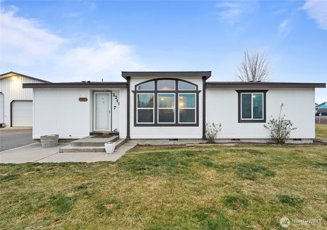 Photo 1 of Manufactured home for sale at 2211 W Sielaff Ln, Othello, WA 99344 | MLS# NWM2474956 | Listing updated on 2026-09-17