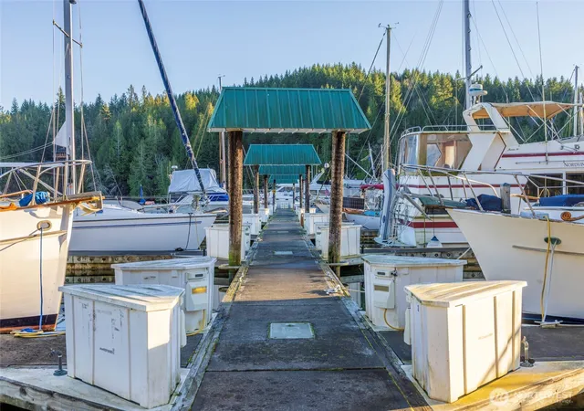 Photo 4 of House for sale at 308913 US 101 #C40, Brinnon, WA 98320 | MLS# NWM2475034 | Listing updated on 2026-09-17