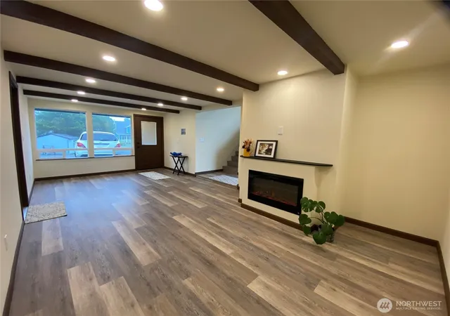 Photo 3 of Single family home for sale at 313 Sand Dune Ave Nw, Ocean Shores, WA 98569 | MLS# NWM2475076 | Listing updated on 2026-09-17