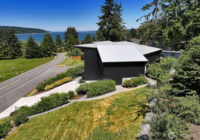 Photo 2 of Single family home for sale at 1649 Stewart Rd, Freeland, WA 98249 | MLS# NWM2475104 | Listing updated on 2026-09-17