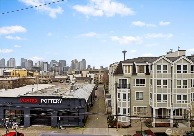 Photo 2 of Condo for sale at 500 Aloha St #308, Seattle, WA 98109 | MLS# NWM2475126 | Listing updated on 2026-09-17