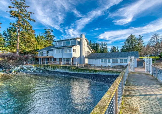 Single family home for sale at 178 Fossil Bay Dr, Eastsound, WA 98245 | MLS# NWM2475226