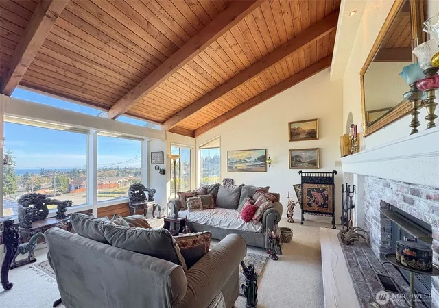 Photo 4 of Single family home for sale at 1633 E 5th Street, Port Angeles, WA 98362 | MLS# NWM2475244 | Listing updated on 2026-09-17