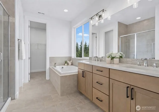 Photo 4 of Single family home for sale at 646 Prominence St, Winlock, WA 98596 | MLS# NWM2475298 | Listing updated on 2026-09-17