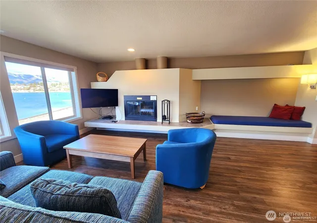 Photo 3 of Multi family home for sale at 1 Lakeside 719 O, Manson, WA 98831 | MLS# NWM2475342 | Listing updated on 2026-09-17