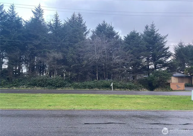 Photo 4 of Land for sale at 886 Ocean Shrs Blvd, Ocean Shores, WA 98569 | MLS# NWM2475385 | Listing updated on 2026-09-17