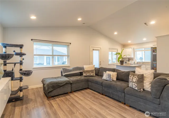 Photo 3 of Single family home for sale at 123 E 9th Avenue #29, Moses Lake, WA 98837 | MLS# NWM2475510 | Listing updated on 2026-09-17