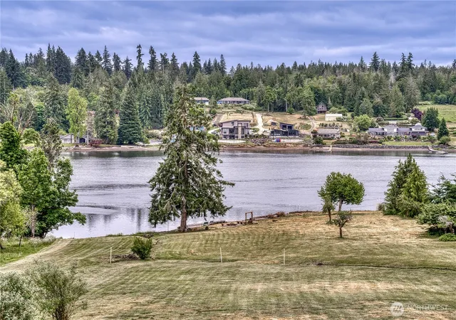 Photo 2 of Single family home for sale at 481 E Leeds, Shelton, WA 98584 | MLS# NWM2475632 | Listing updated on 2026-09-17