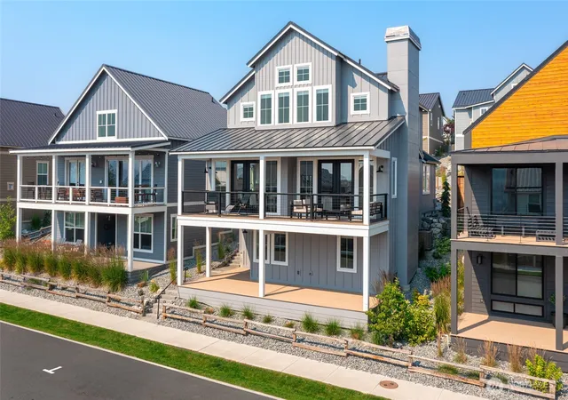 Photo 2 of Single family home for sale at 259 Bobcat Ln, Chelan, WA 98816 | MLS# NWM2475819 | Listing updated on 2026-09-17
