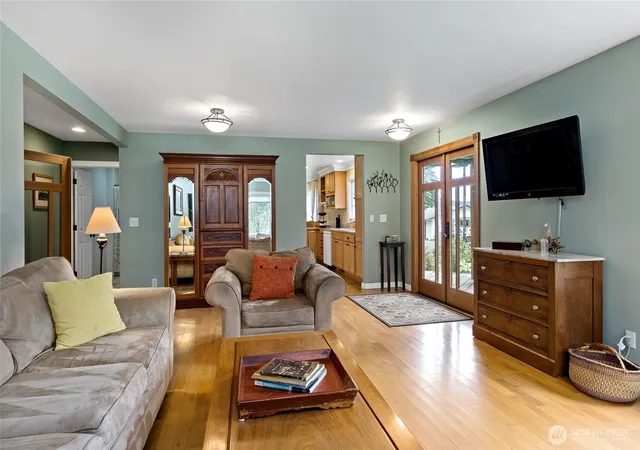 Photo 4 of Single family home for sale at 70 N Harrison Ave, Hoodsport, WA 98548 | MLS# NWM2475920 | Listing updated on 2026-09-17
