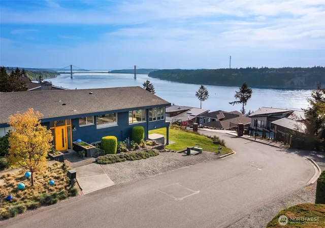 Photo 2 of Single family home for sale at 6614 N 49th Street, Tacoma, WA 98407 | MLS# NWM2476028 | Listing updated on 2026-10-02