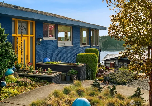 Photo 3 of Single family home for sale at 6614 N 49th Street, Tacoma, WA 98407 | MLS# NWM2476028 | Listing updated on 2026-10-02